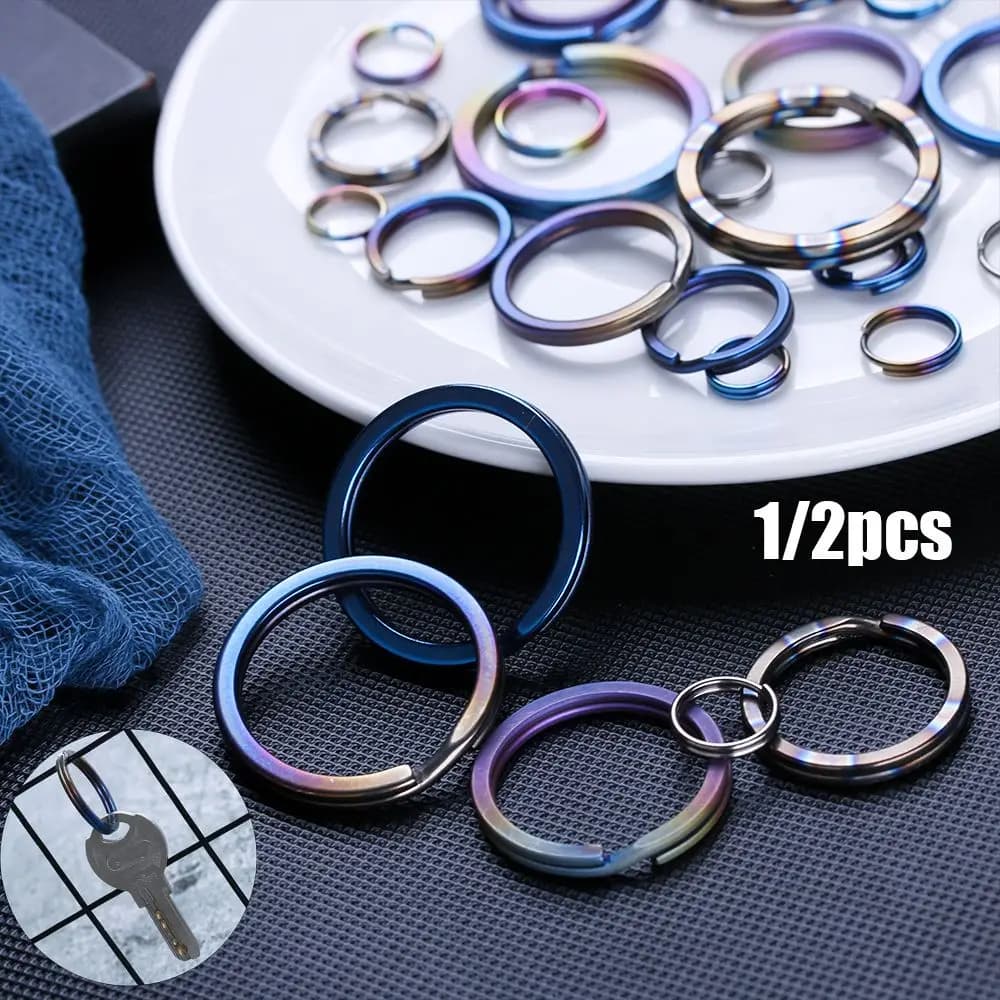 1/2pcs Titanium Alloy EDC Key Chain Outdoor Portable Keyring Buckle Key Ring Circle Clip Key Holder Camping Travel Hanging Tool