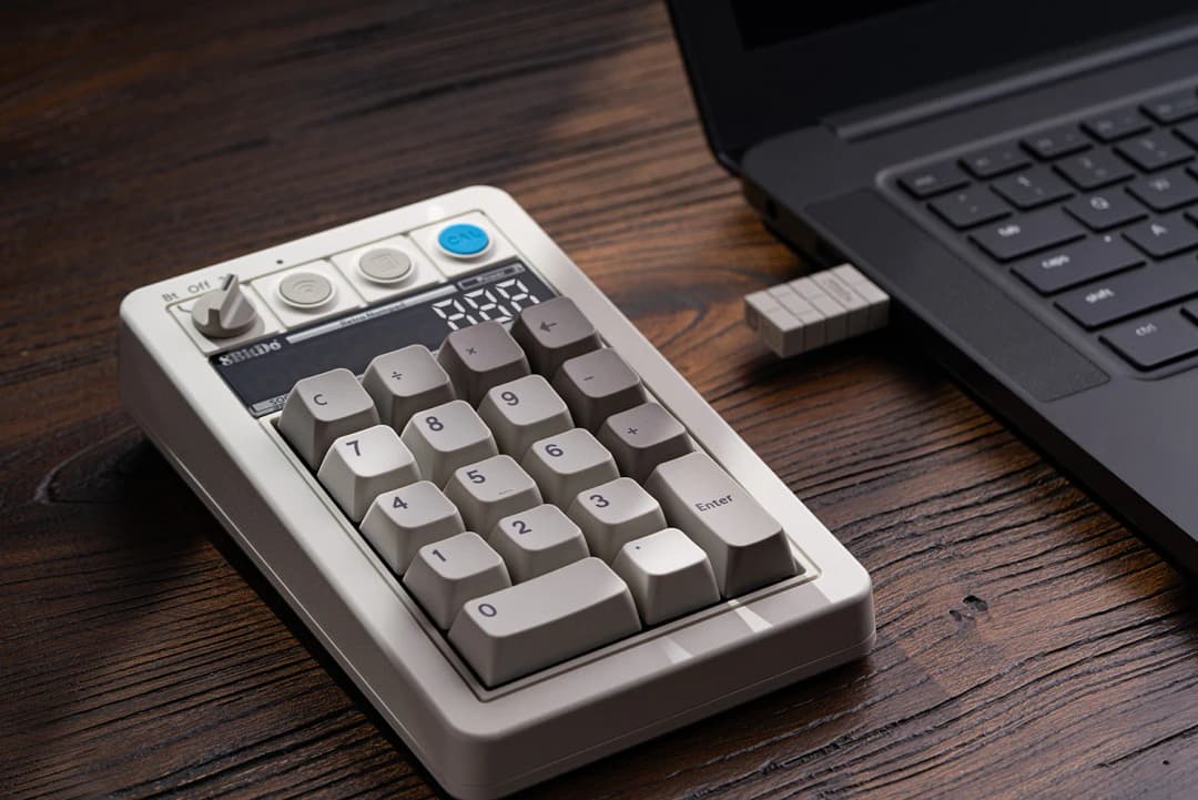 لوحة أرقام ميكانيكية 8BitDo Retro 18، تدعم وضع الآلة الحاسبة، بلوتوث، 2.4G، لوحة أرقام سلكية لنظامي ويندوز وأندرويد - 4