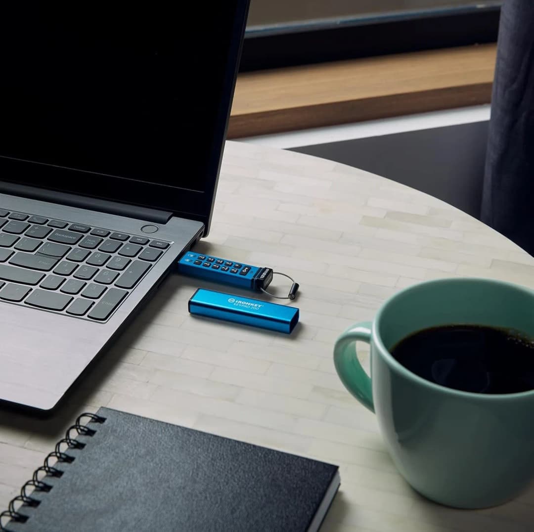 كينجستون IKKP200 فلاش درايف مشفر، FIPS 140-3، XTS-AES-256، حماية ضد BadUSB/Brute Force، متعدد الدبابيس، بسعات 16 جيجابايت، 32 جيجابايت، 256 جيجابايت، 128 جيجابايت، 512 جيجابايت - 3