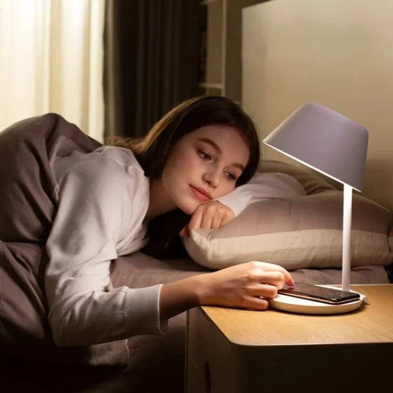 Yeelight Staria Bedside Lamp Pro Touch Dimming Support wireless phone charging Voice Control For Apple Homekit (ERP compliant) - 3