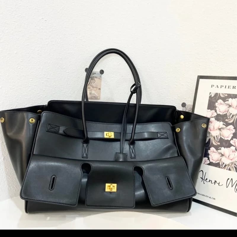 Brand New Large Capacity Tote Bag Luxury Fashion Handbag Buckle Design Shoulder Bag Fashion Casual Clutch Versatile Travel Bag