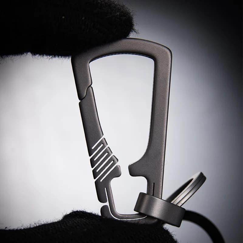 حقيقي التيتانيوم الفاخرة مفتاح سلسلة الرجال سيارة المفاتيح خفيفة الوزن للغاية EDC مجوهرات حلقة رئيسية حامل مشبك أفضل الهدايا اكسسوارات السيارات - 4