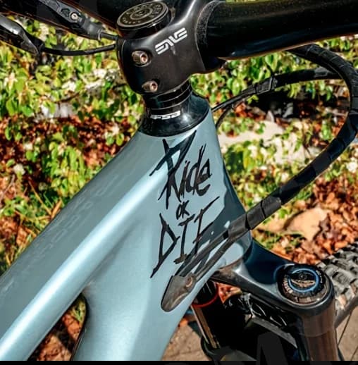 1 قطعة/مجموعة ملصقات إطار الدراجة ركوب أو يموت العلوي أنبوب الشارات ل دراجة نارية إطار الزخرفية دراجة السيارات السيارات دراجة نارية الملحقات - 2