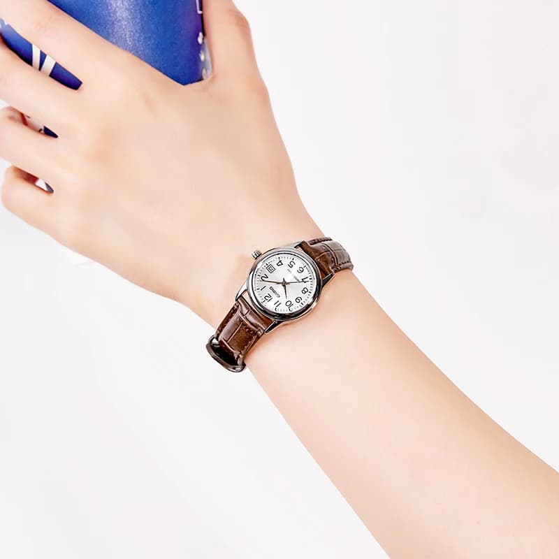 Casio Ladies Casual Fashion Watch Versatile Timepiece for Women LTP-V002L Series