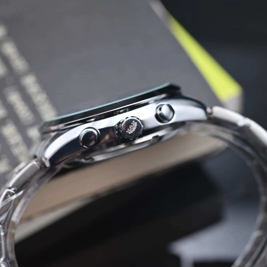 Orient Men's Quartz Chronograph Watch Red Dial Stainless Steel Band 100M Waterproof Sport Wristwatch - 6