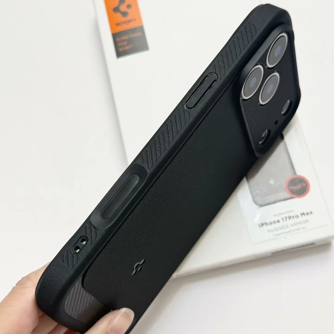 Spigen Rugged Armor TPU Matte Magnetic Soft Phone Case For iphone 17 Air 17 Pro Max 17Pro 17 For MagSafe Wireless Charging Cover - 5
