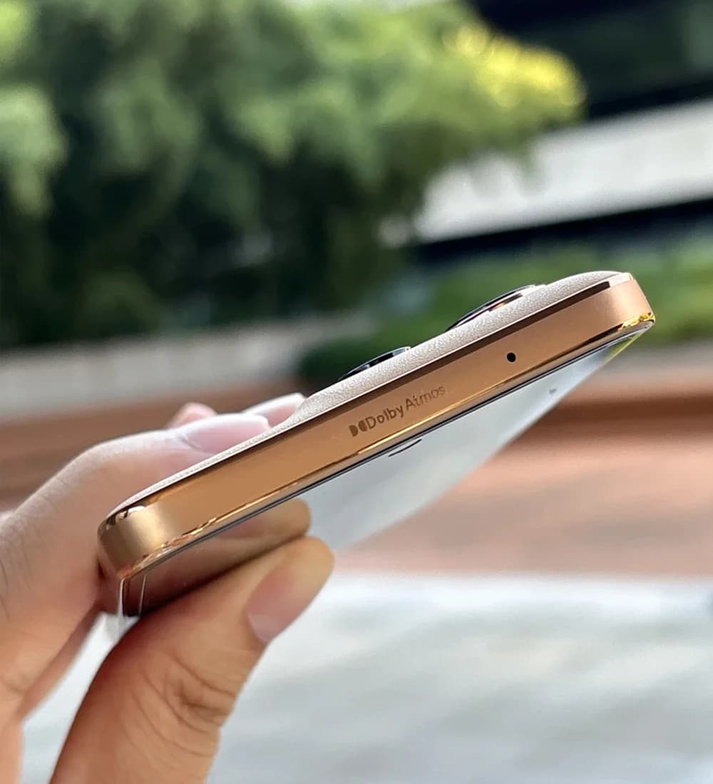 هاتف موتورولا موتو إس50 ديمينسيتي 7300 5جي بشاشة 6.36 بوصة 120 هرتز P-OLED وبطارية 4310 مللي أمبير في الساعة وشحن 68 واط سوبر فووك وكاميرا 50 ميجابكسل مع دعم جوجل - 3