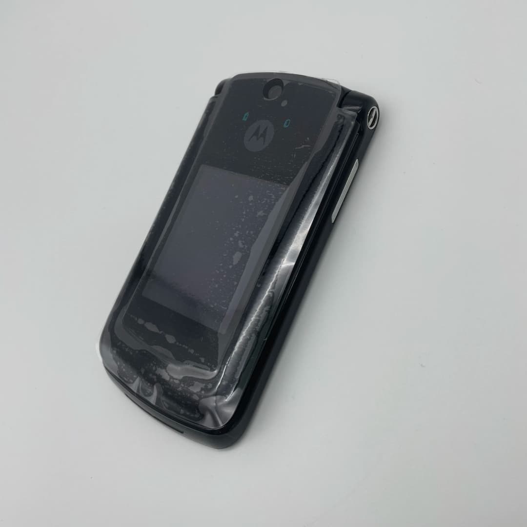 Original Unlocked Motorola RAZR2 V8 2MP 2G Bluetooth Mobile Phone 2.2 inches Russian Arabic  Keyboard - 4