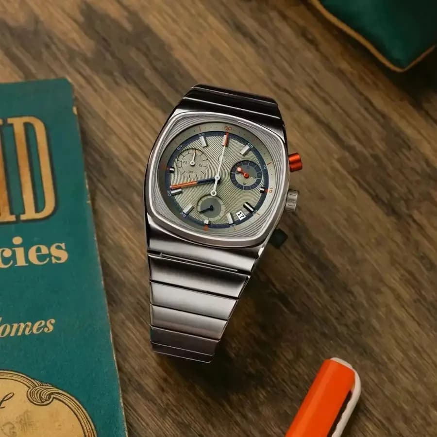 2025 ساعة رجالية مربعة جديدة فاخرة رجالية عالية الجودة ساعة موضة