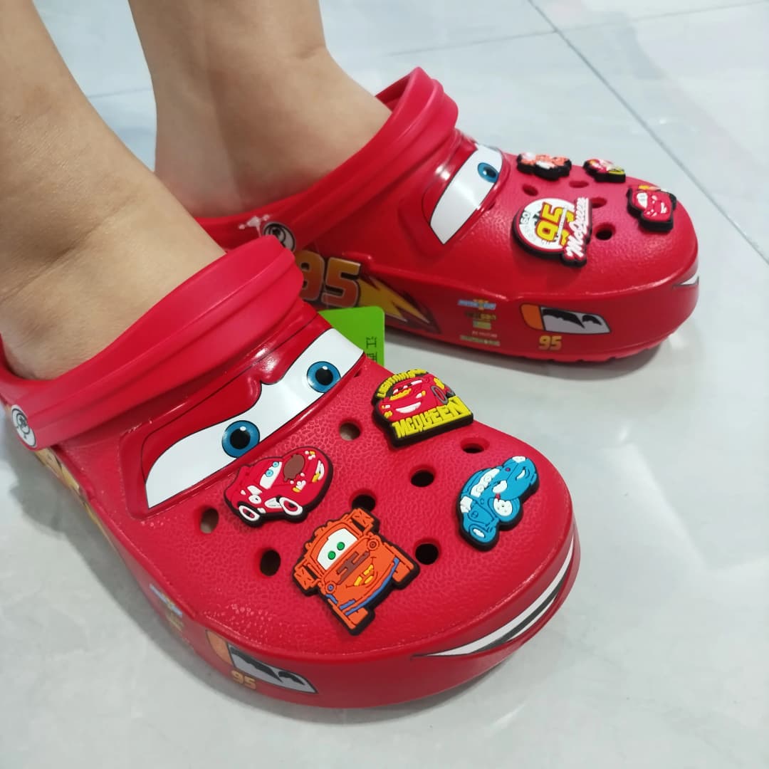 New Disney McQueen Pix Cartoon Solid Color Waterproof Anti Slip Hole Outdoor Sandals Casual Sandals Adult Anime Accessories - 4