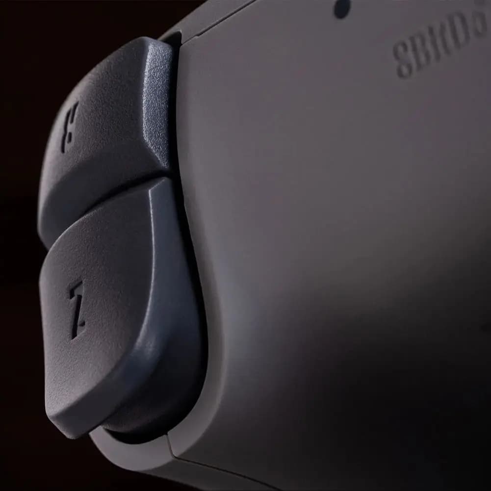 وحدة تحكم لاسلكية 8BitDo N64 2.4G لأجهزة N64 الأصلية / Analogue 3D / ويندوز بي سي، ذراع تحكم كلاسيكي بزمن وصول منخفض (رمادي) - 6