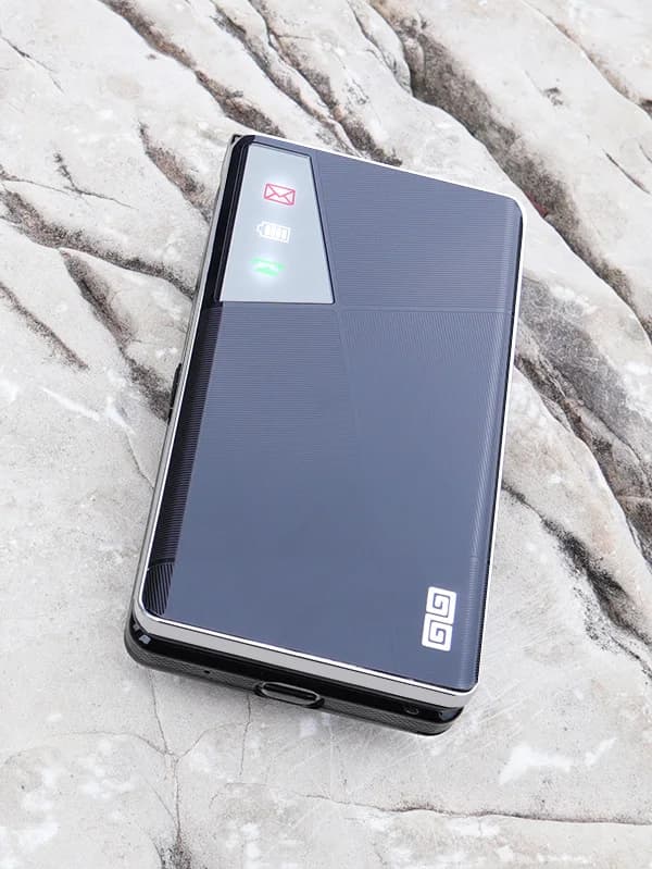 هاتف محمول صدفي بشاشة 2.8 بوصة، ثنائي الشريحة، زر كبير، MP3، راديو FM، بطارية 4050 مللي أمبير، غير مقفول - 5