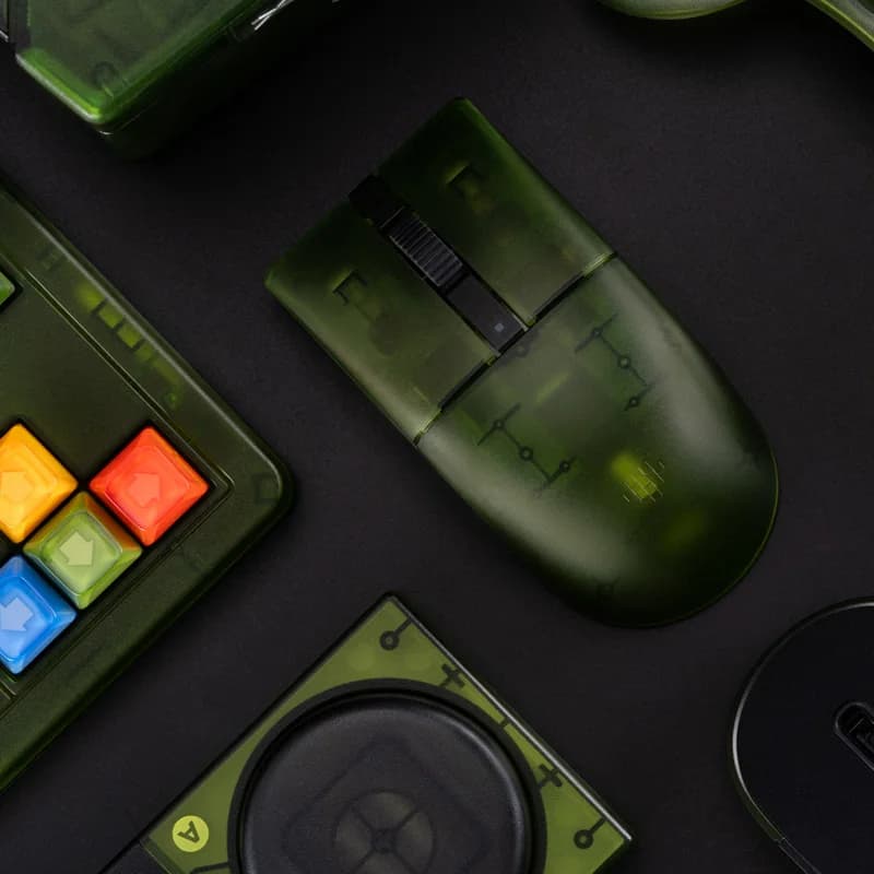 8BitDo Retro R8 Mouse with PAW 3395 Optical Sensor DPI 26K, Wireless 4K Polling Mouse with Charging Dock - Xbox Edition - 5