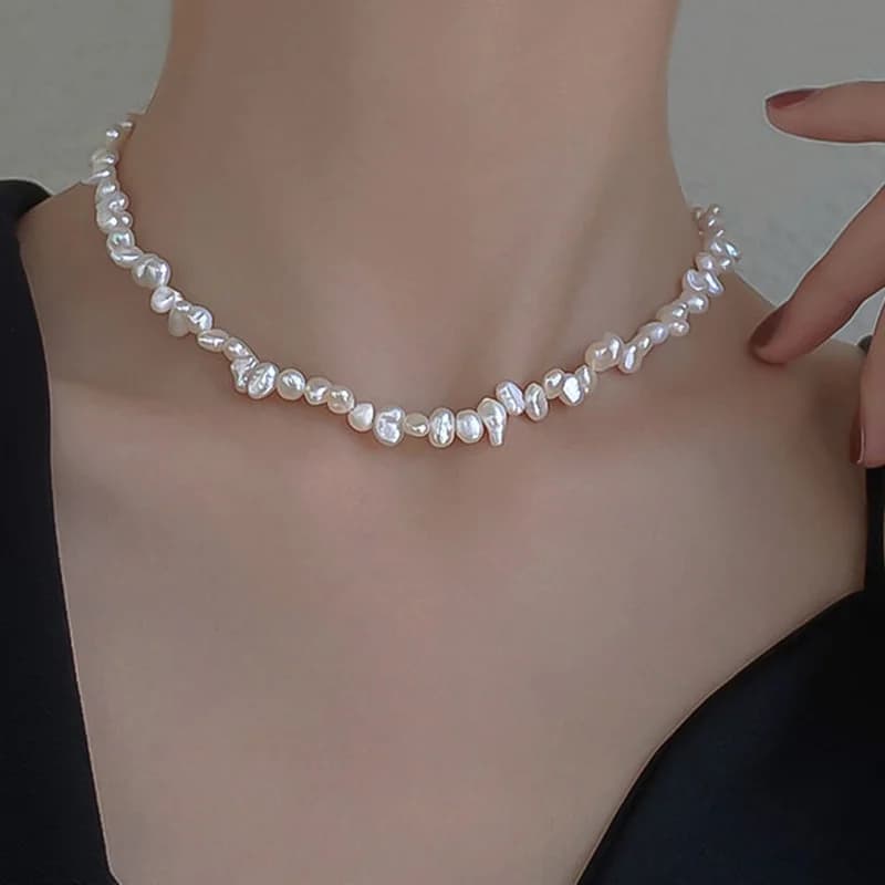 Vintage Irregular Imitation Pearl Necklace Adjustable Female Minimalism Collarbone Chain White Beading Necklaces Wedding Jewerly