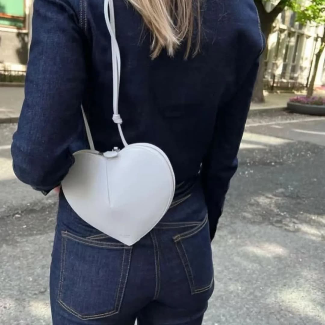 حقيبة صندوقية على شكل قلب، كروسبودي جلدية، تصميم صغير الحجم، مناسبة للاستخدام اليومي - 3