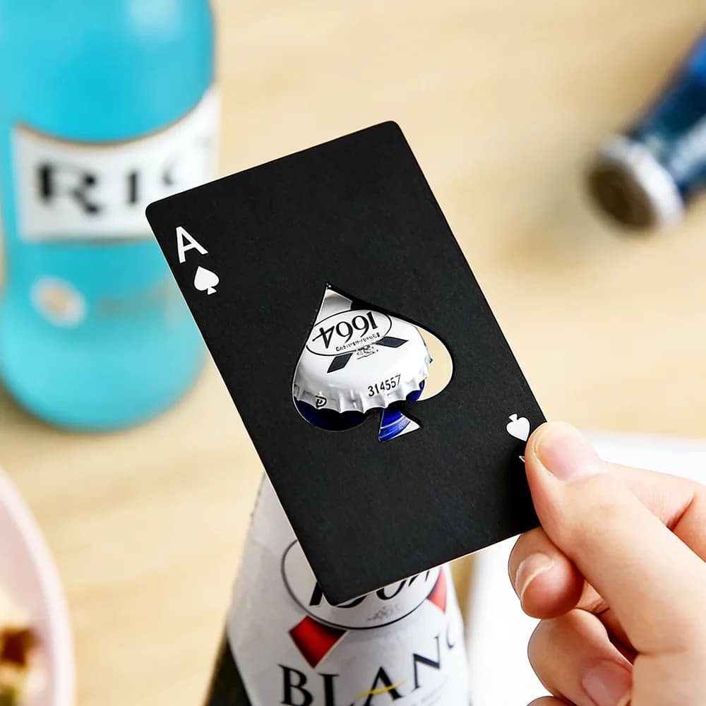 أداة جيب محمولة من الفولاذ المقاوم للصدأ فتاحة زجاجات على شكل آس الكؤوس، فتاحة أغطية مشروبات غازية وبيرة صغيرة على شكل بوكر هدية لعب الورق - 3