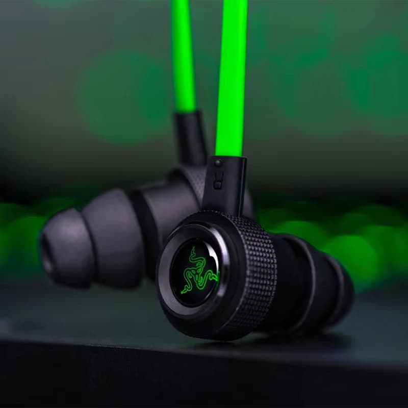 سماعات أذن Razer Hammerhead Pro v2 لأجهزة iOS وAndroid، تقنية مزدوجة مخصصة، ميكروفون مدمج وتحكم في الصوت - 3