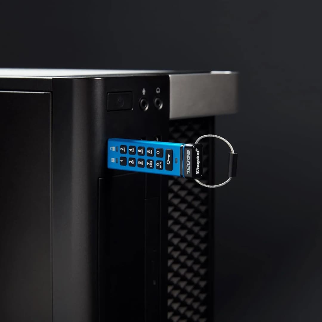 كينجستون IKKP200 فلاش درايف مشفر، FIPS 140-3، XTS-AES-256، حماية ضد BadUSB/Brute Force، متعدد الدبابيس، بسعات 16 جيجابايت، 32 جيجابايت، 256 جيجابايت، 128 جيجابايت، 512 جيجابايت - 2