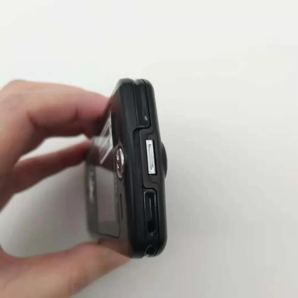 Original Unlocked Motorola L6 2G 820mAh GSM 900 / 1800 / 1900 0.3MP Mobile Phone - 5