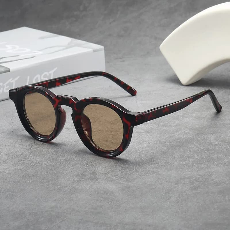 نظارات عصرية مقاومة للأشعة فوق البنفسجية للجنسين بإطار دائري نظارات شمسية عالية الجودة للأشعة فوق البنفسجية خفيفة الوزن لإكسسوارات السفر - 2