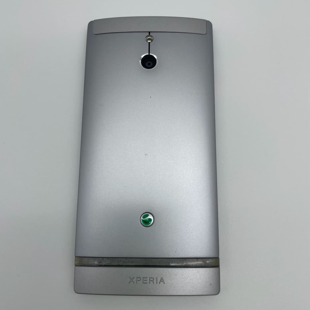 سوني اكسبيريا P LT22i الأصلي غير مقفول هاتف محمول 2G/3G بكاميرا 8 ميجابكسل وبلوتوث 4.0 بوصة وبطارية 1305 مللي أمبير في الساعة - 3