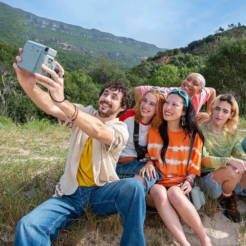 كاميرا فوجي فيلم إنستاكس وايد 400 فورية مع فيلم قابل للترقية وورق صور اختياري وحقيبة كاميرا - 5