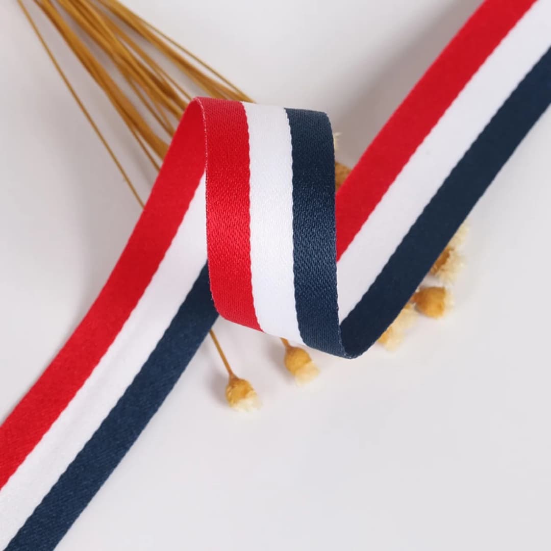 جميلة الغزل مصبوغ شريط مخطط ، DIY بها بنفسك جعل الملابس ، وحقائب اليد الأمتعة والأحذية والاكسسوارات قبعة ، والساعات القوس ، 1 ياردة ، وتجارة الجملة