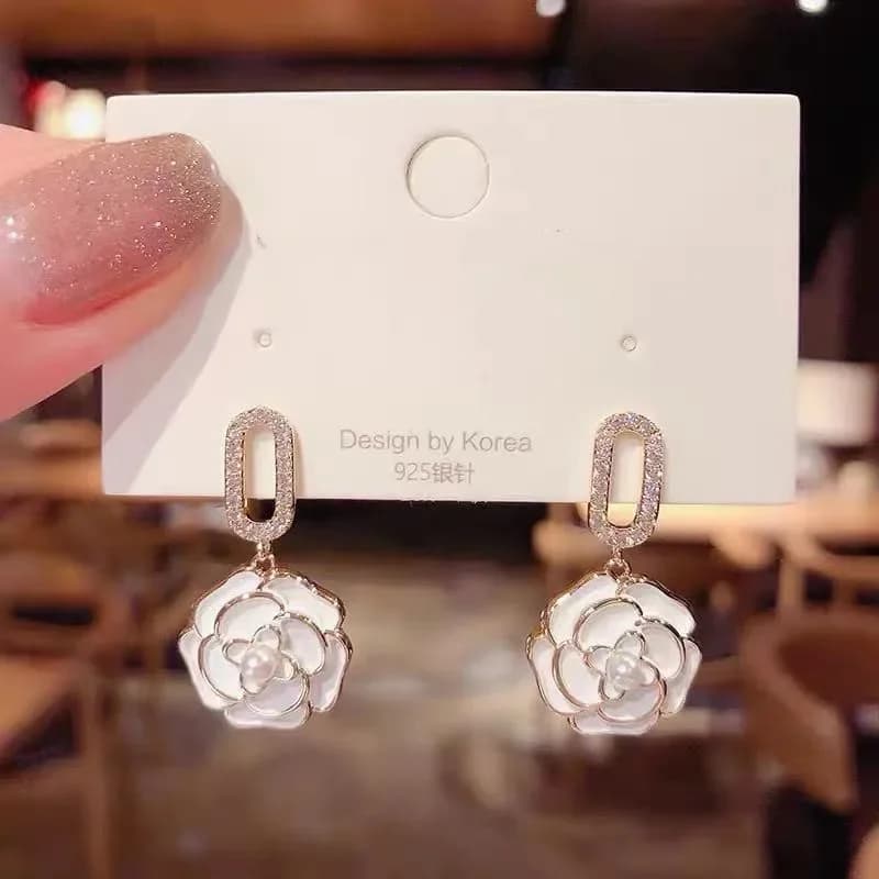 Pure White Women's Dangle Earrings Blooming Flower Acrylic Enamel Butterfly Imitation Pearl Heart Hanging Earrings Elegant Brinc - 3