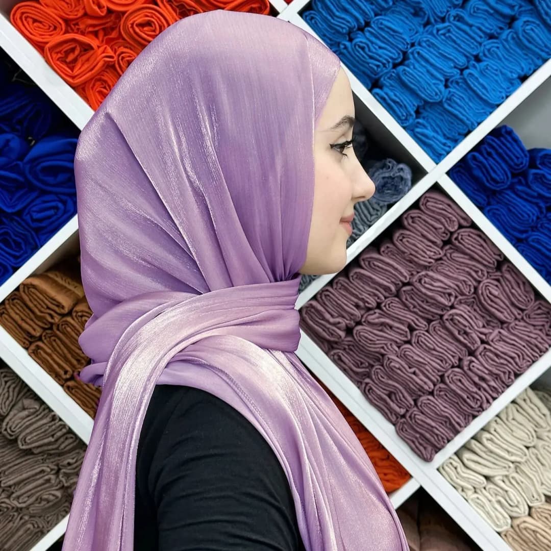 أحدث شال ماليزيا المرأة مطوي بريق شال عادي مسلم مطوي لامع الشيفون الحجاب شال - 2