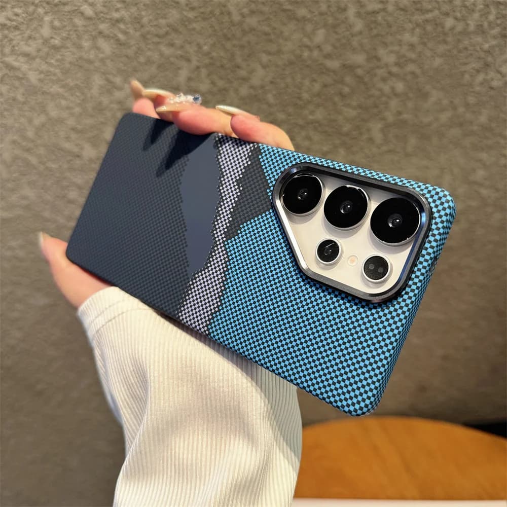 غطاء هاتف مغناطيسي فاخر من ألياف الكيفلار والكربون الملونة لسامسونج S26 وS24 وS25 ألترا وS23 بلس، متوافق مع الشحن اللاسلكي ماجسيف - 3