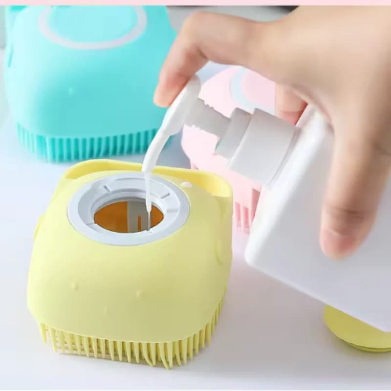 فرشاة استحمام وتدليك متعددة الوظائف للكلاب والقطط أداة تنظيف جراء من السيليكون الناعم والآمن إكسسوارات حيوانات أليفة كبيرة - 6