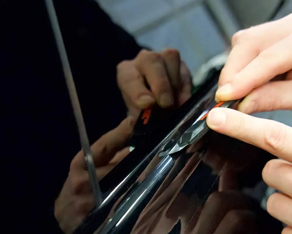 3/5/7/10 سنتيمتر لامعة الأسود الفينيل نافذة تقليم فيلم تعتيم الذاتي لاصق الفينيل شريط الشريط لسيارة الداخلية هود سقف - 3