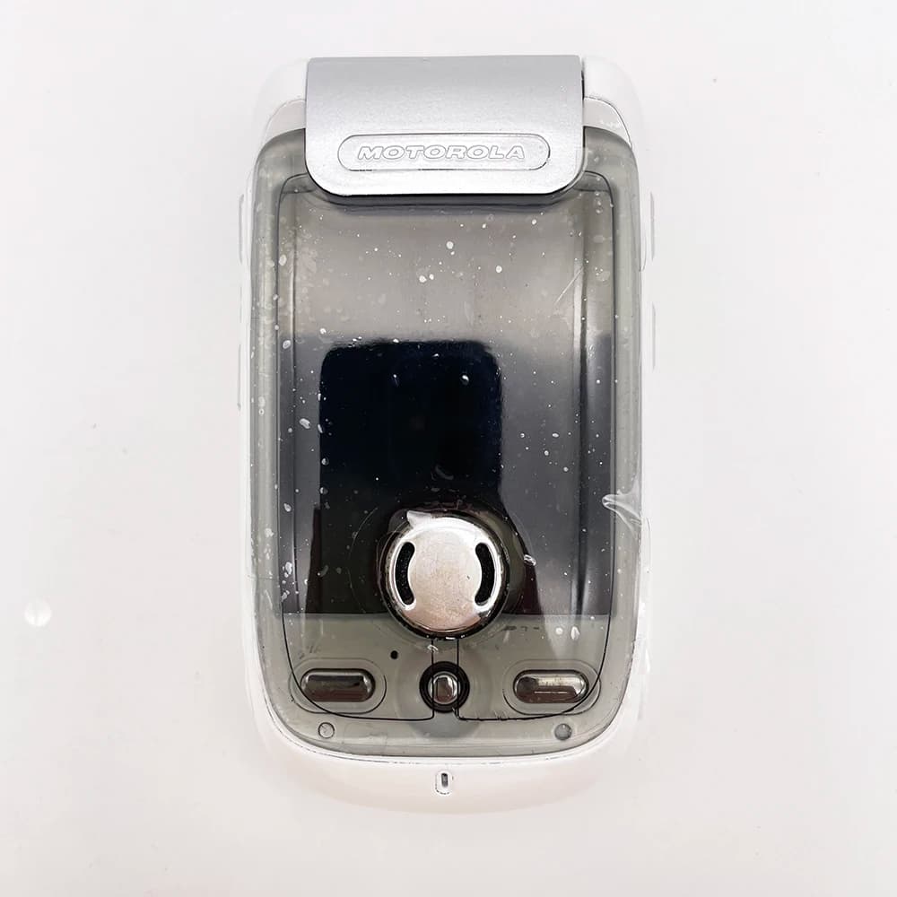 هاتف محمول موتورولا A1200 أصلي مفتوح 2 ميجابكسل 850 مللي أمبير 2G GSM 850 / 900 / 1800 / 1900 شاشة 2.4 بوصة - 2