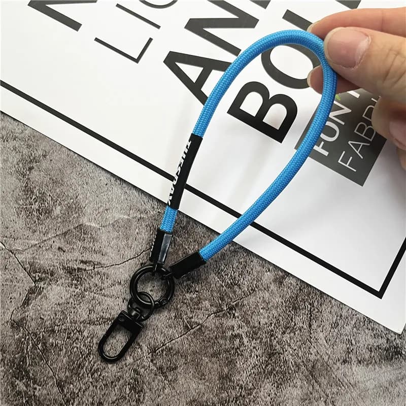 حزام مفتاح معدني حبل سلسلة مفاتيح قابلة للفصل إكسسوارات مفاتيح الدراجات النارية شريط معصم سلسلة مفاتيح هدايا فاخرة للزوجين