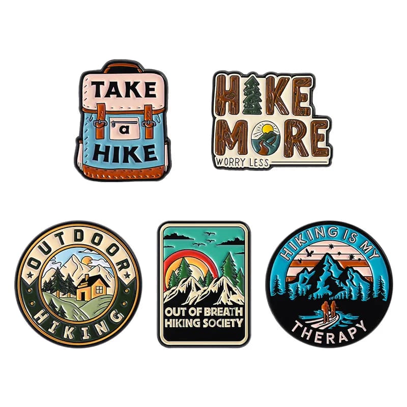 شارات ودبابيس مغامرات خارجية من خليط معدني، إكسسوارات حقائب وملابس، هدايا للأصدقاء لمحبي التسلق والمشي والتخييم