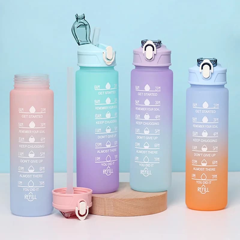 زجاجة ماء رياضية بسعة 700 مللي، مقاومة لدرجات الحرارة العالية، كوب بقشة قوس قزح، متجمد، لون تقدمي، كوب بلاستيك