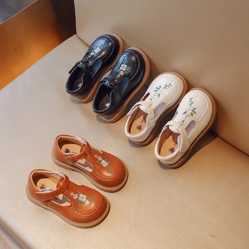 2026  Girls  Spring Autumn Kids Soft PU Leather Shoes For Girl School Children Princess Dress Shoes Black, Brown, White