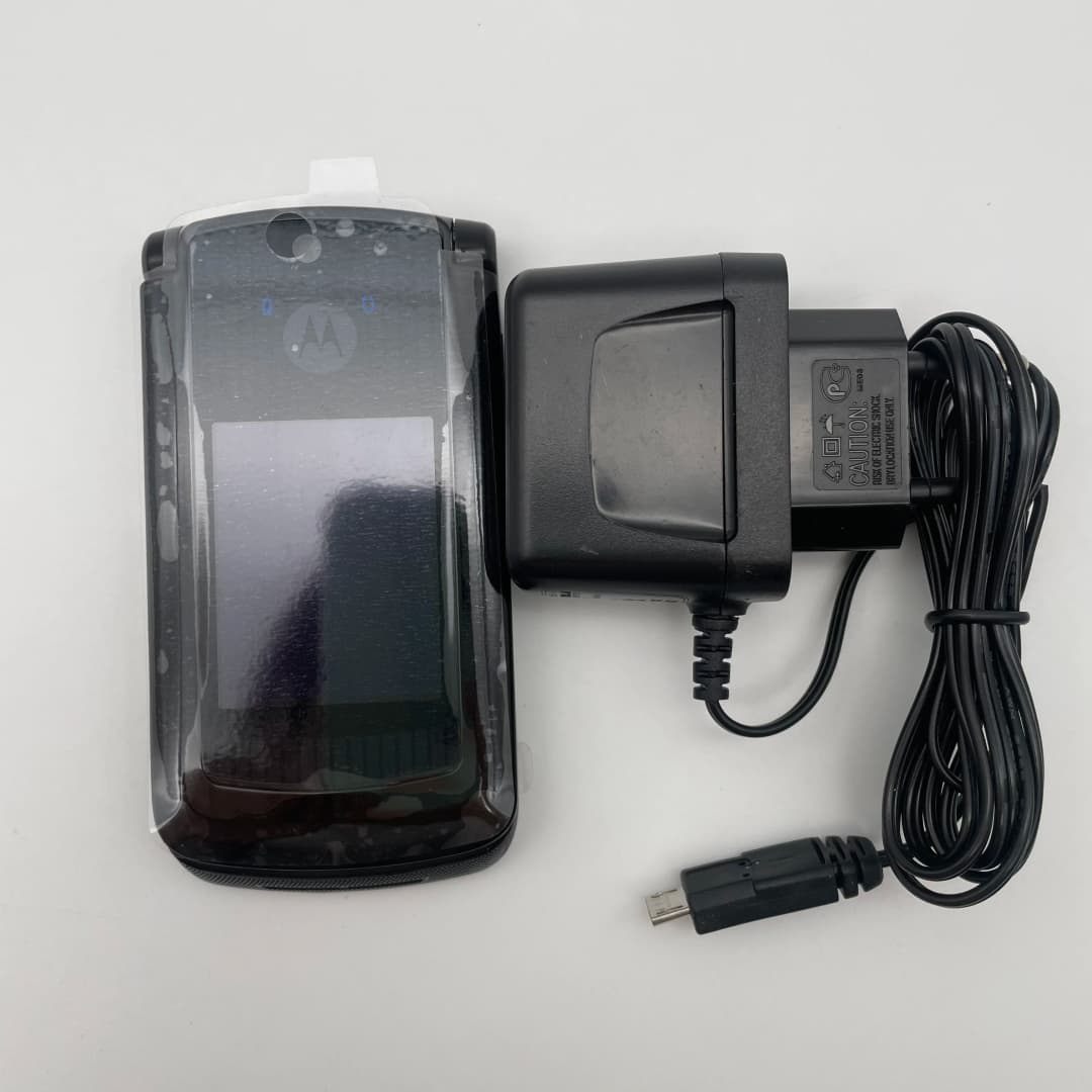 هاتف محمول موتورولا رازر 2 V9 الأصلي مفتوح 2.2 بوصة 2G/3G بلوتوث 2 ميجابكسل لوحة مفاتيح روسية عربية - 6