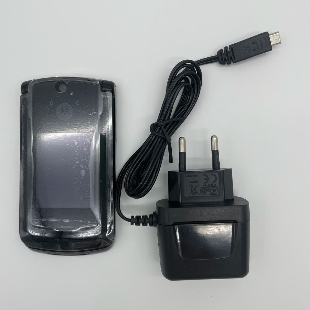 Original Unlocked Motorola RAZR2 V8 2MP 2G Bluetooth Mobile Phone 2.2 inches Russian Arabic  Keyboard - 6