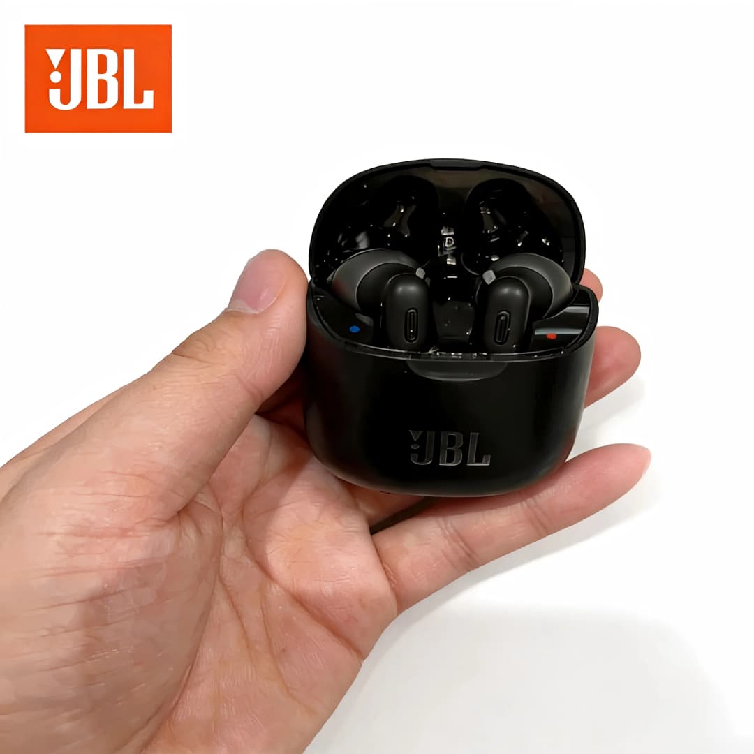 سماعات بلوتوث لاسلكية JBL TUNE 220 TWS مع صوت ستيريو وسماعات رأس بتقنية MiC