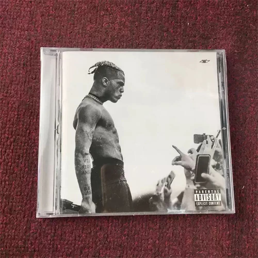 تم إصدار الألبوم "Look At Me: XXXTENTACION" رسميًا من قبل Bad Vibes Forever تحت Sony Music في 10 يونيو 2022، بأسلوب الهيب هوب - 3