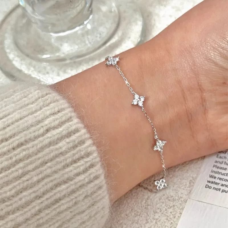 قلادة فضة 925 بأربع أوراق زهرة للنساء والفتيات فاخرة سلسلة قلادة قابلة للتعديل 18 كيلو ذهب مجوهرات هدايا الحفلات - 3