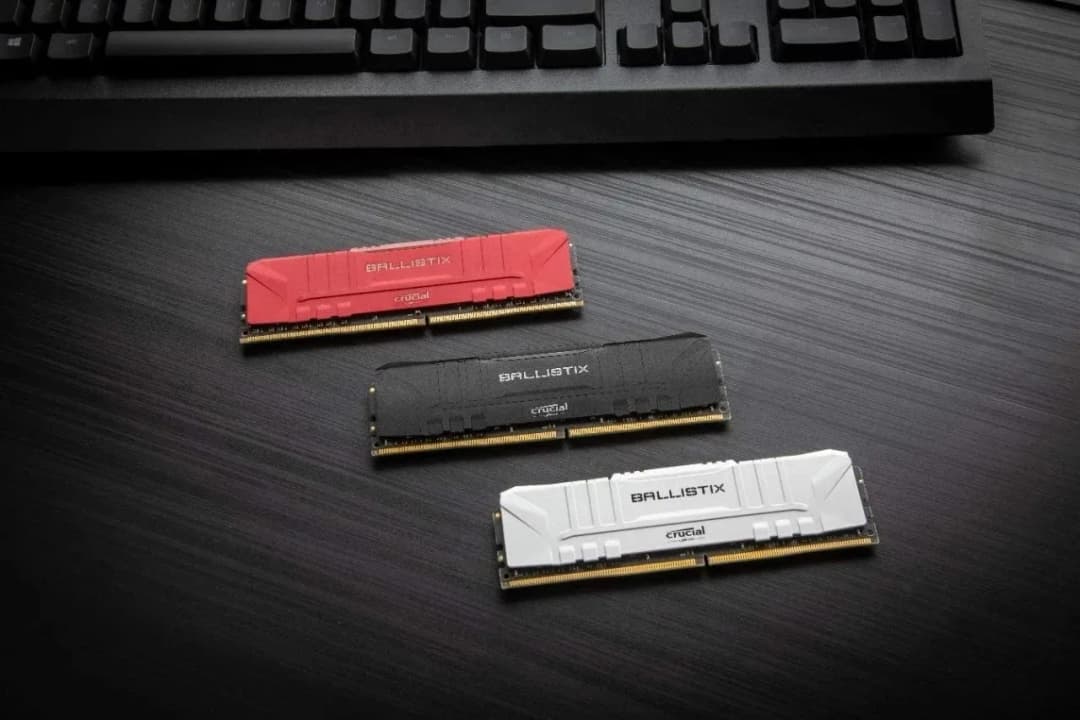 كروسيال باليستيكس بلاتينيوم DDR4 رام 8 جيجابايت-16 جيجابايت 3200 ميجاهرتز XMP2.0 دعم كسر السرعة التلقائي لترقية ذاكرة ألعاب سطح المكتب - 4