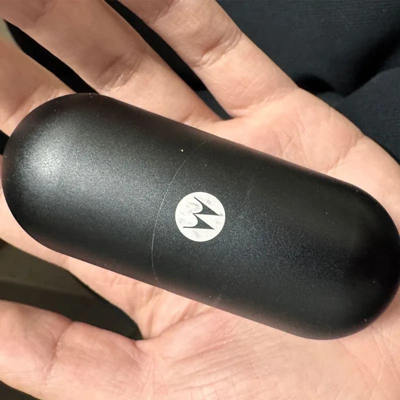 Motorola BUDS400 high-end true wireless gaming Bluetooth headset with super long standby life - 2