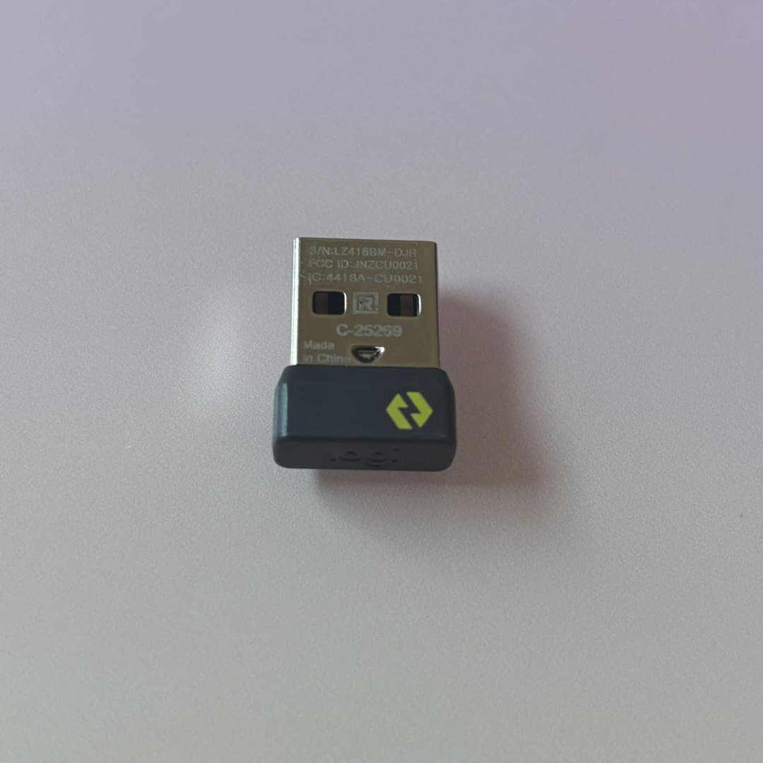 مستقبل Logitech Logi Bolt USB لاسلكي جديد، آمن، متعدد الأجهزة، أصلي 100%