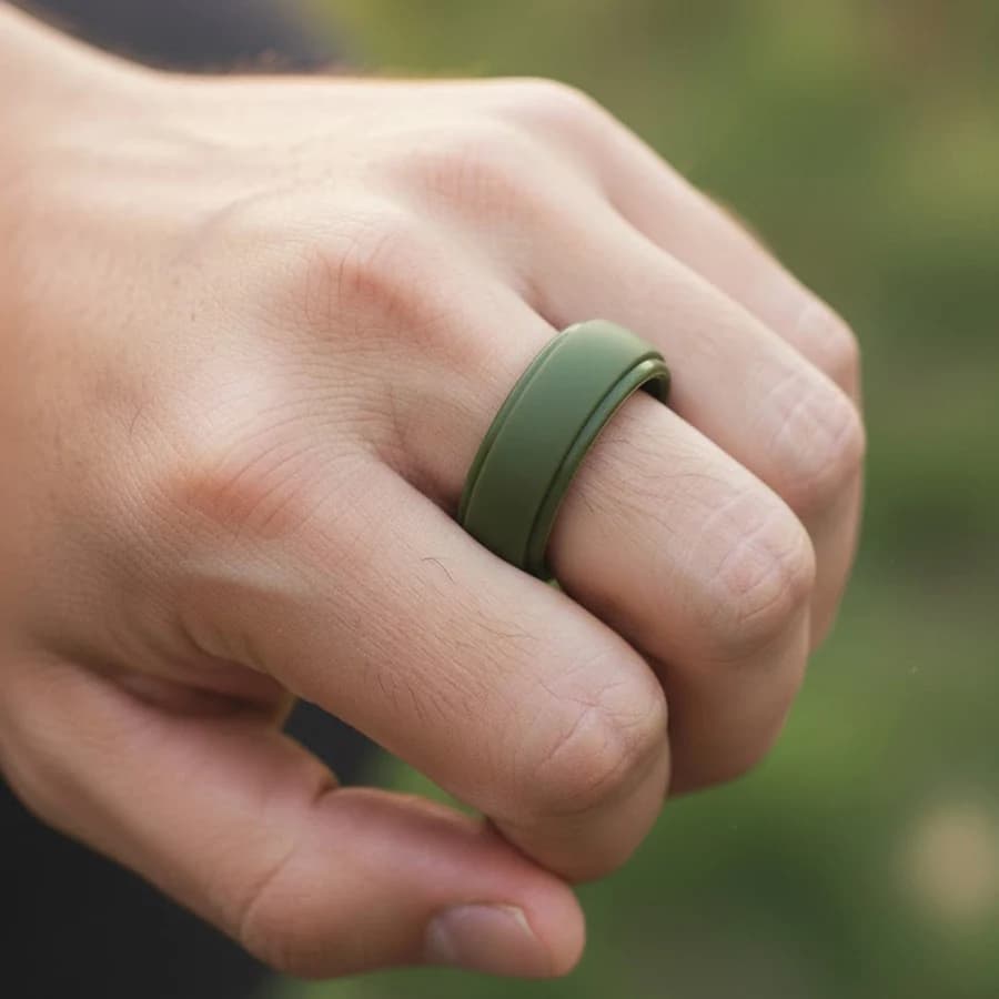4 Pack Rubber Wedding Bands for Men, 8mm Hypoallergenic Breathable Men's Silicone Ring for Him, Multi Color Active Sport Fitness - 5