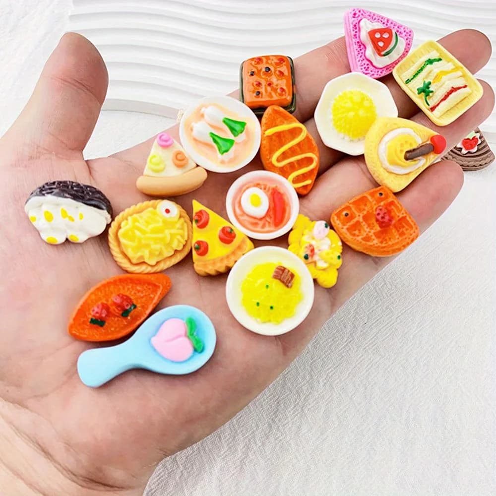 25/50/80Pcs Mini Food Toys Pretend Play Miniature Food for Dollhouse Kitchen Game Party Accessories Mini Play Resin Food Toys - 4