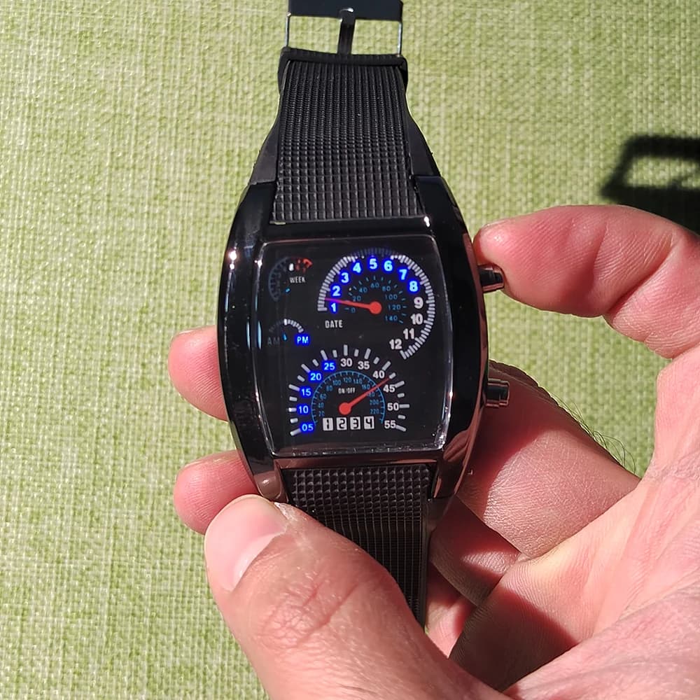 ساعة يد كوارتز عصرية للرجال، رياضية للطيران، LED، ساعة إلكترونية، مروحة سباق، لوحة قيادة، ساعة رقمية إبداعية - 3