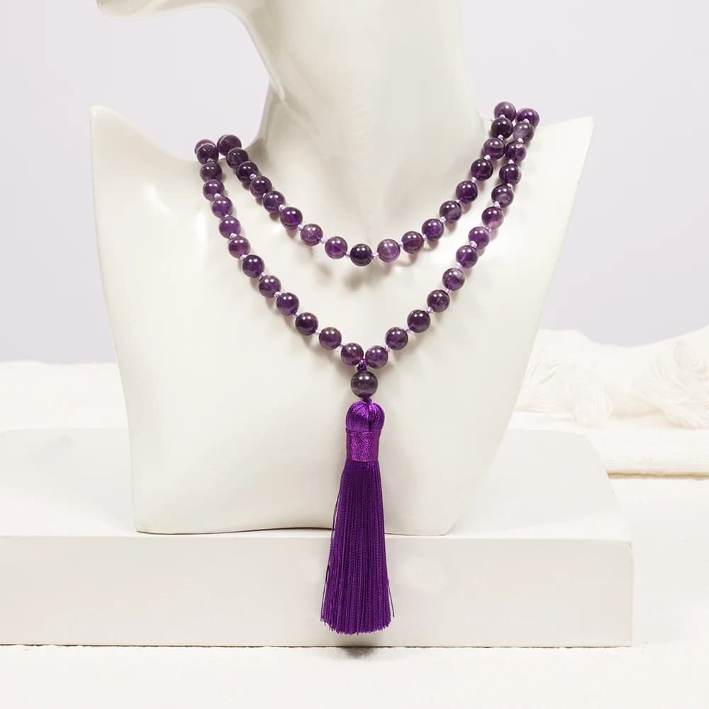 عقد مسبحة من حبات الأميثيست الطبيعية 8 مم معقودة 108 حبة جابا مالا مجوهرات يوجا وتأمل وصلاة للرجال والنساء - 6