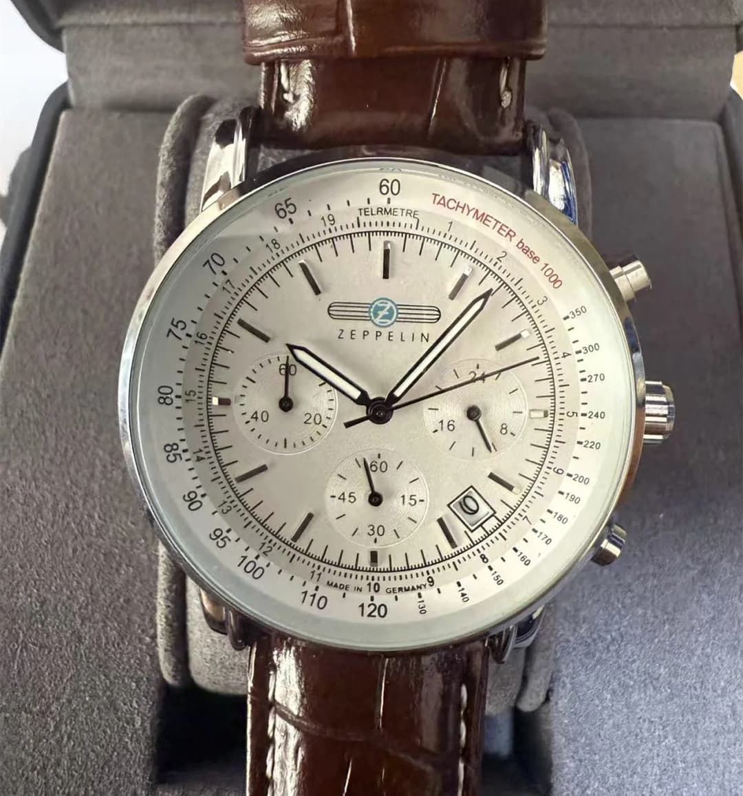 ساعة زيبلين الجديدة 2026، رجالية ريترو صغيرة بثلاثة عقارب، كرونوغراف فاخر، هدية سلسلة 8886M
